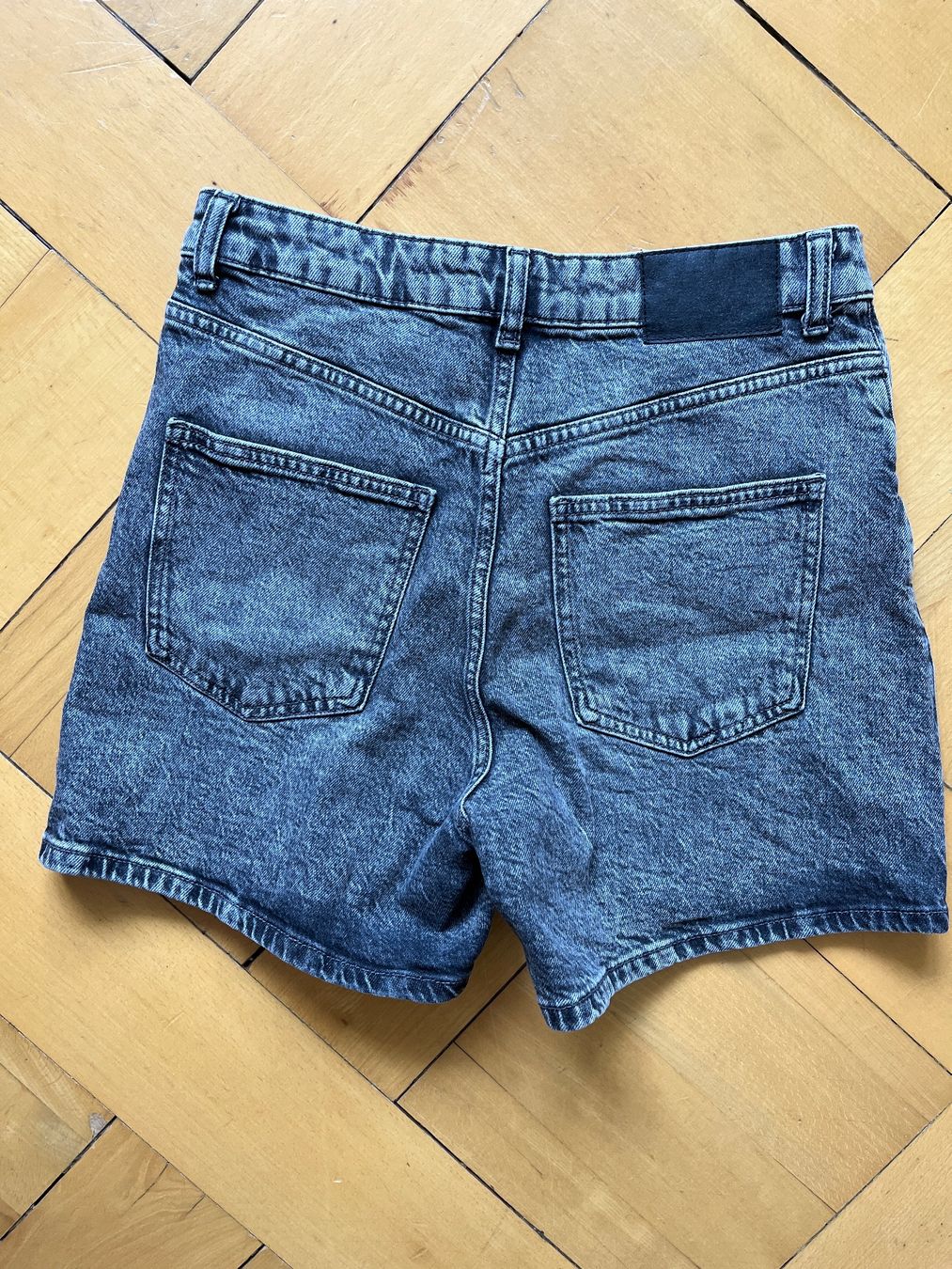 Zara Jeans: Zara Jeans Shorts, Gr. 36 – Usato da Biel/Bienne venduto da Meersalz01 1