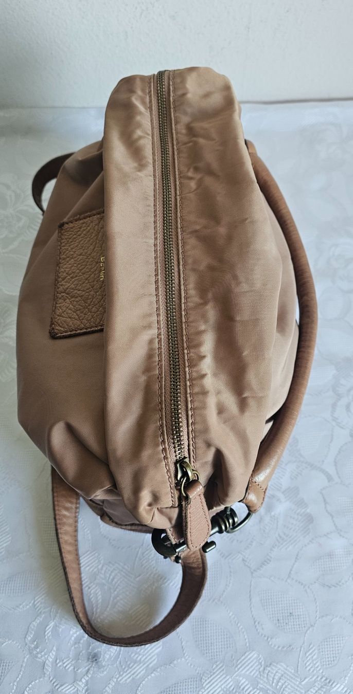Liebeskind Borse da donna: *LIEBESKIND *Damen Handtasche oder Umhängetasche – Usato da Bronschhofen venduto da Xena37 5