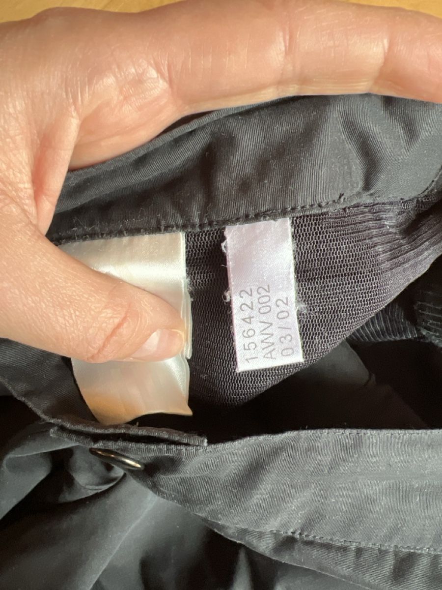 Adidas Pantaloni: Adidas Freizeithose, Schwarz, Top Zustand, Grösse ca. L – Usato da Wallisellen venduto da sarinavs 4