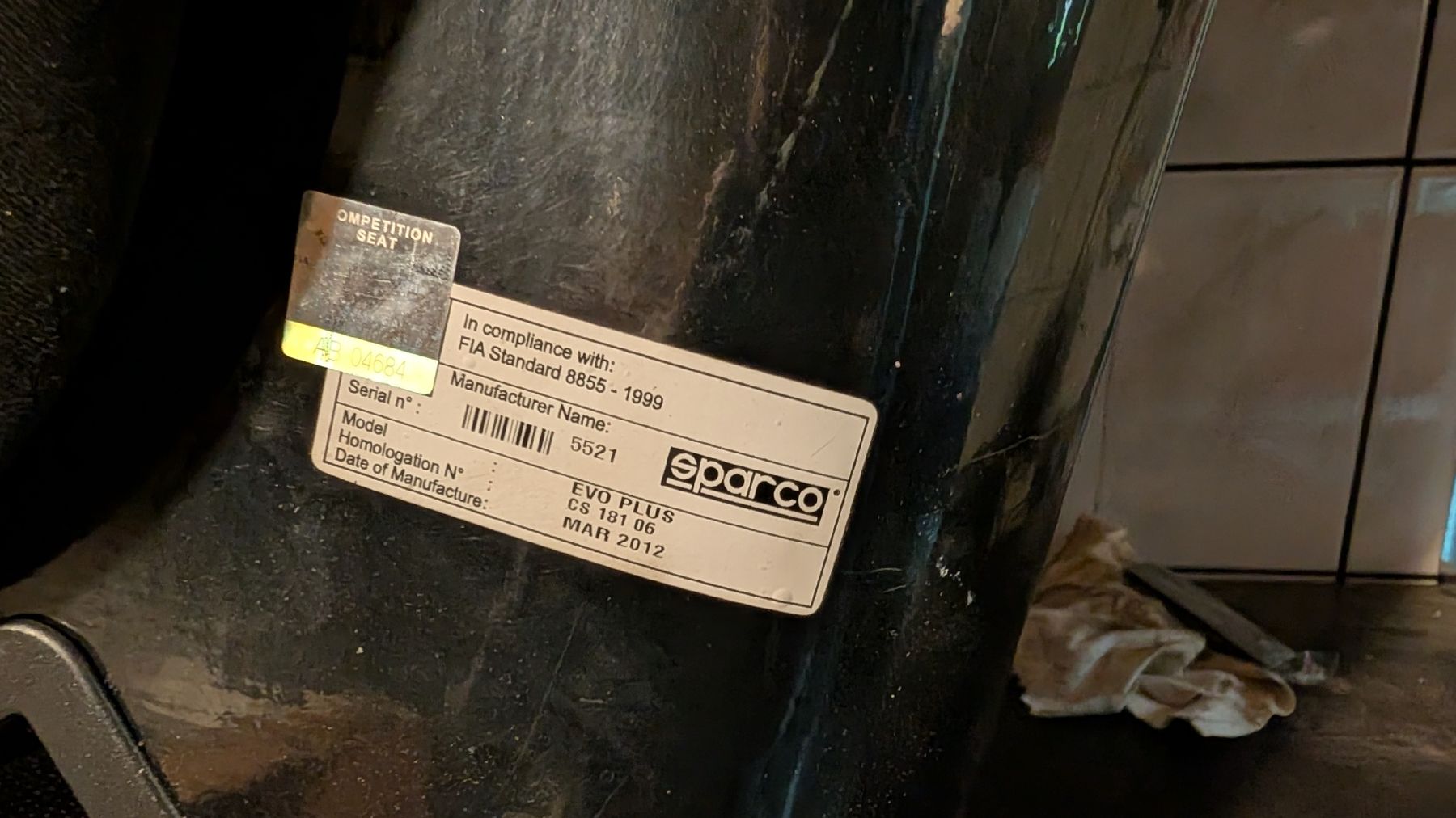 VW Tutti pezzi di ricambio auto: Sparco Evo Plus Schalensitz – Usato da Guttet-Feschel venduto da Misterblue 2