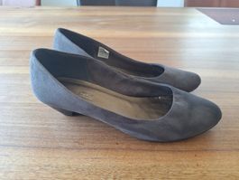 Damen Ballerinas mit Absatz braun Grösse 38 gebraucht