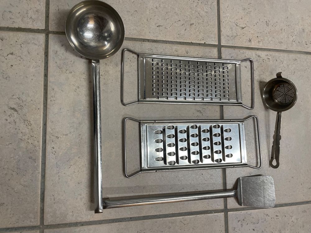 Bircher und Rösti Raffeln / Schöpfer (Gebraucht) in Rümlang für CHF 7 ...