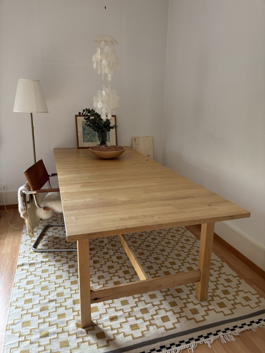 Tables: Massiv Holztisch – D'occasion à Bern par wisemagpie