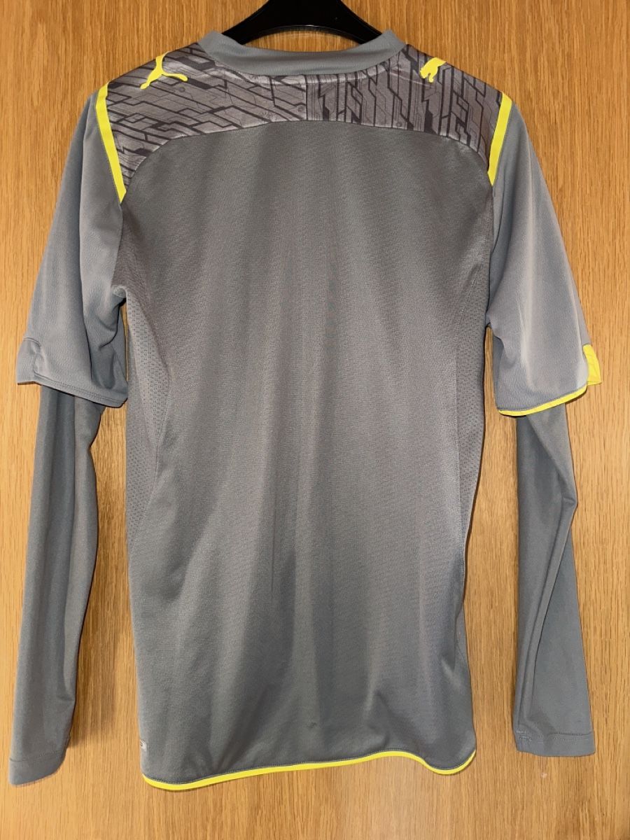 Puma Pullover & Sweatshirts: Puma Shirt Gr. S  – Gebraucht aus Wald AR von sar_x867 1