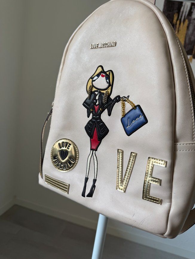 Moschino Zaini: Love Moschino Rucksack – Usato da Ittigen venduto da noc_wrf5