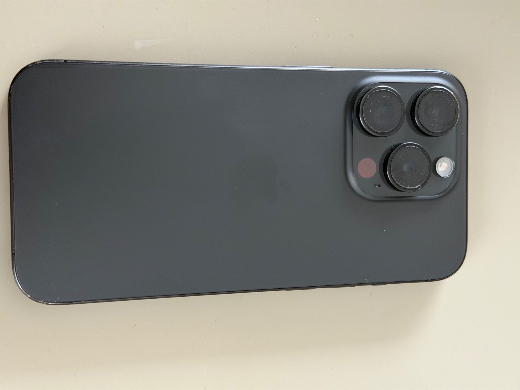 Apple Telefoni cellulari / Smartphones: Iphone 15 Pro 256G (März 2024) – Usato da Zürich venduto da marcfischli 2
