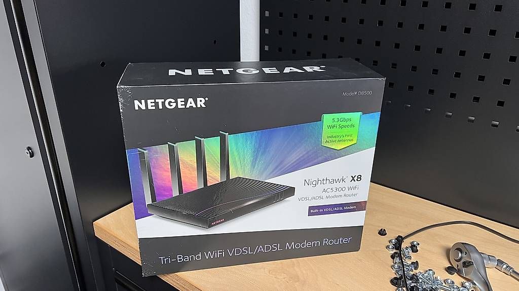 Netgear Modems & Router: Modem Router Switch Netgear Nighthawk X8 – Gebraucht aus Hersberg von Closterd