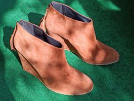 CosmoParis Suede Wedge Ankle Boots 41 light cognac fashion