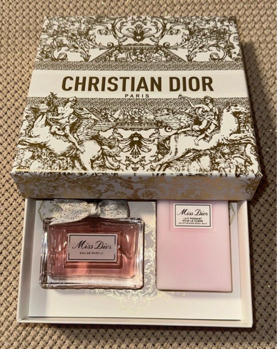 Dior Parfums & Eau de Toilette: Coffret Dior – Neuf (Voir description) à Genève par Lilimouss