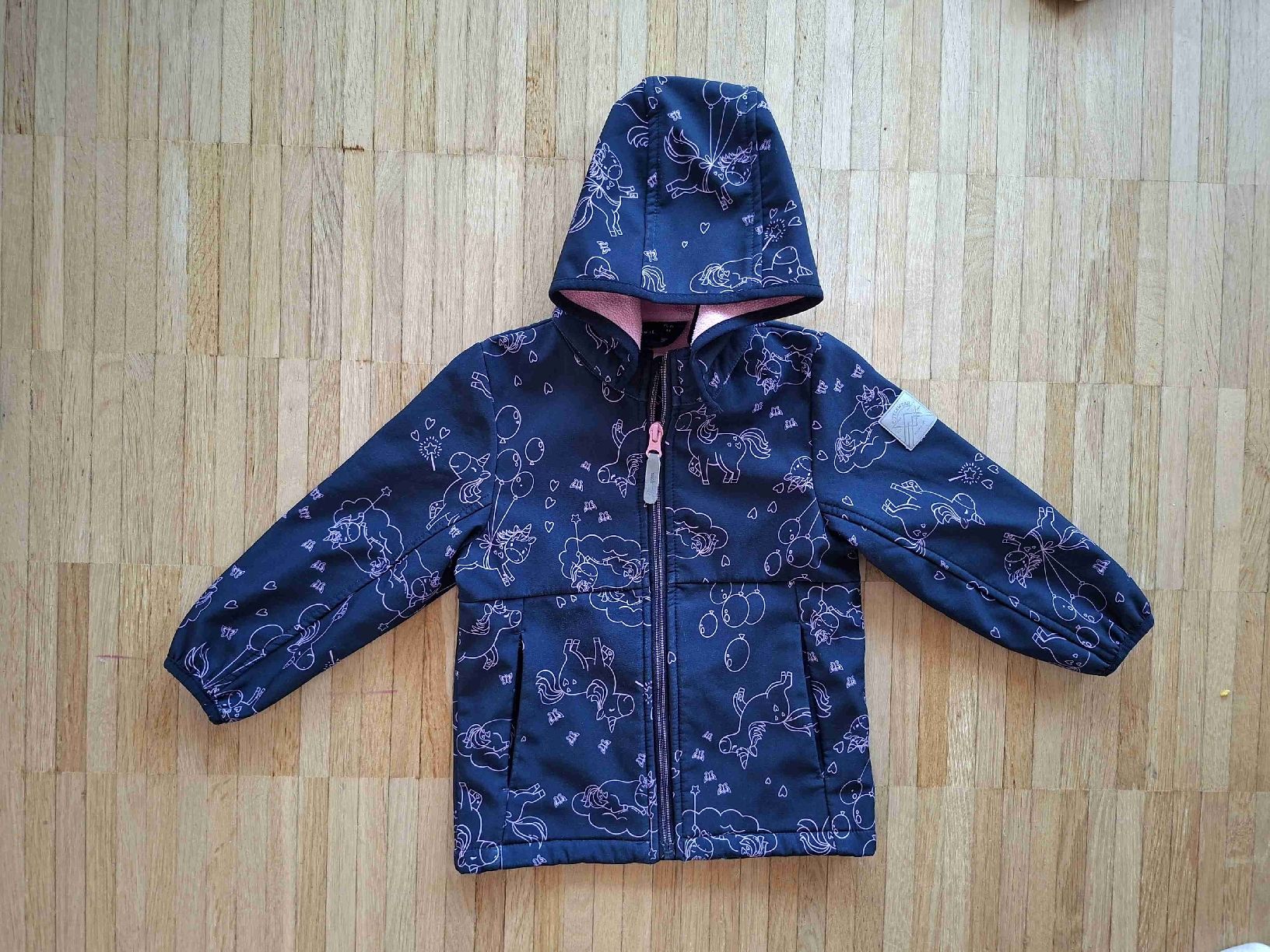 Name It Giacche & Cappotti: Softshelljacke Name It Einhorn dunkelblau Grösse 92 – Usato da Wallisellen venduto da rahelr90