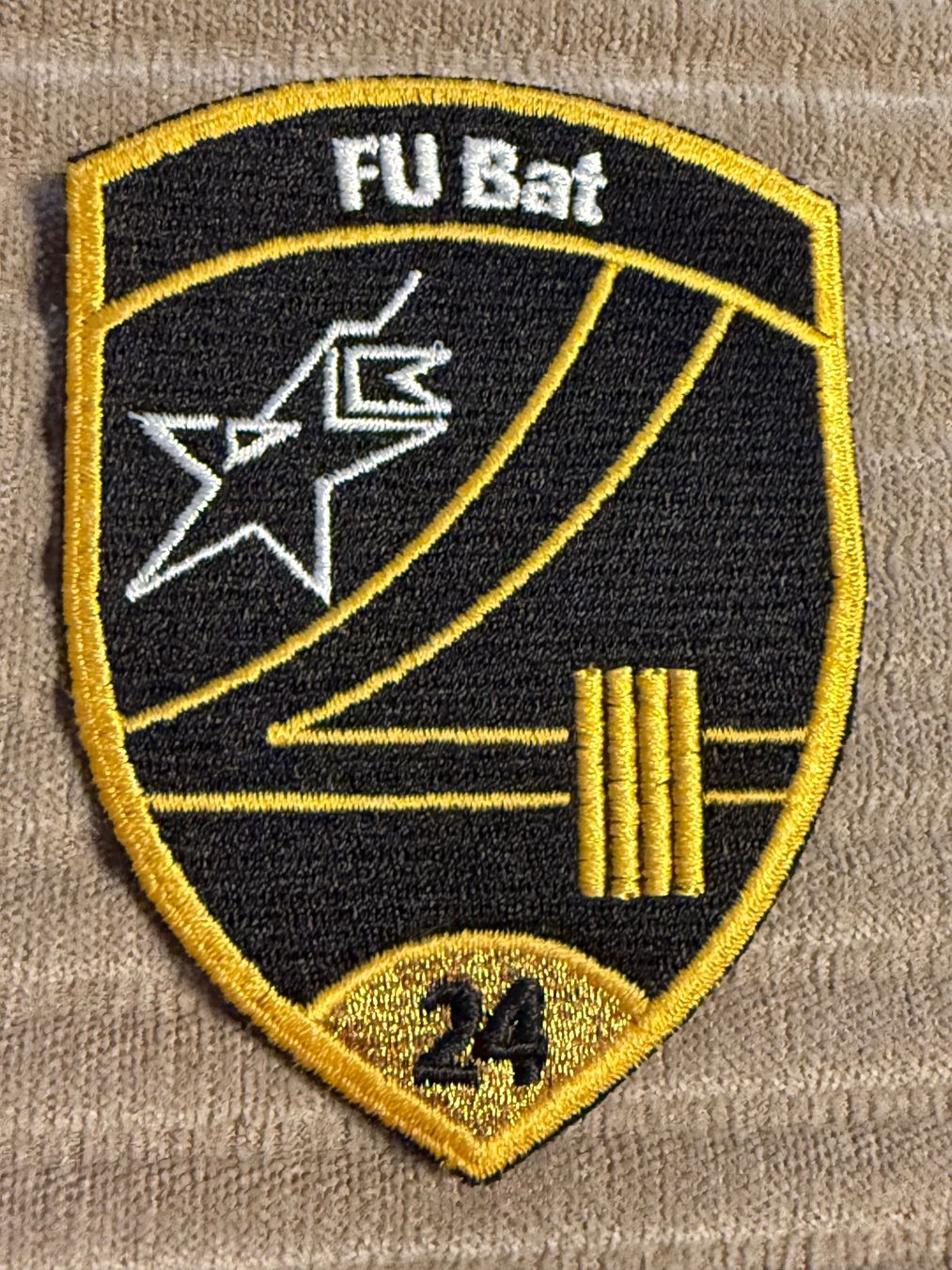 Schweizer Armee Plaketten & Abzeichen: A-Badge: FU Bat 24 - Stab - Schweizer Armee – Gebraucht aus Brütten von Hst1