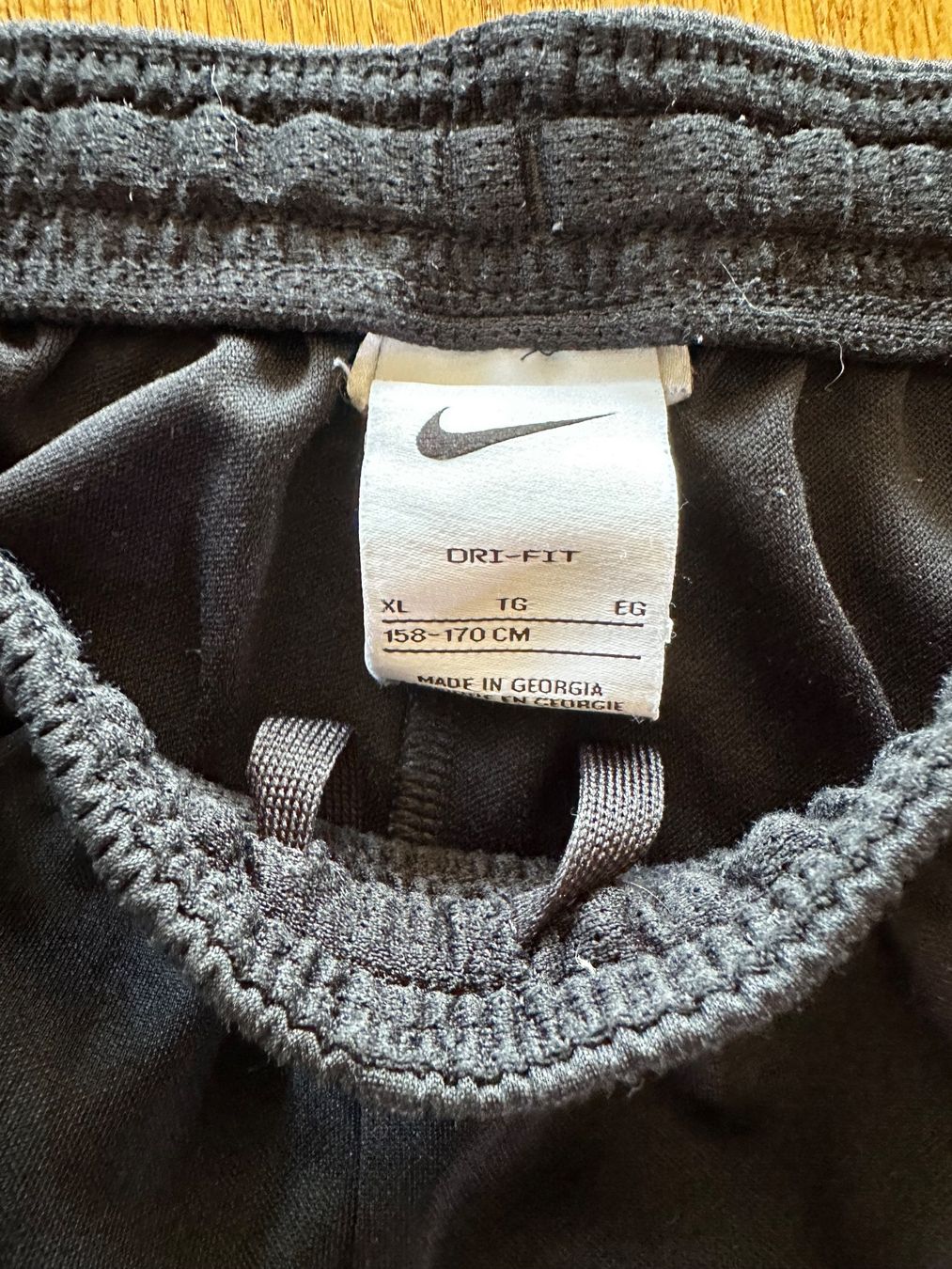 Nike Pantaloni: Trainerhose Nike Grösse 158-170 – Usato da Niederbüren venduto da Hudi_1974 1