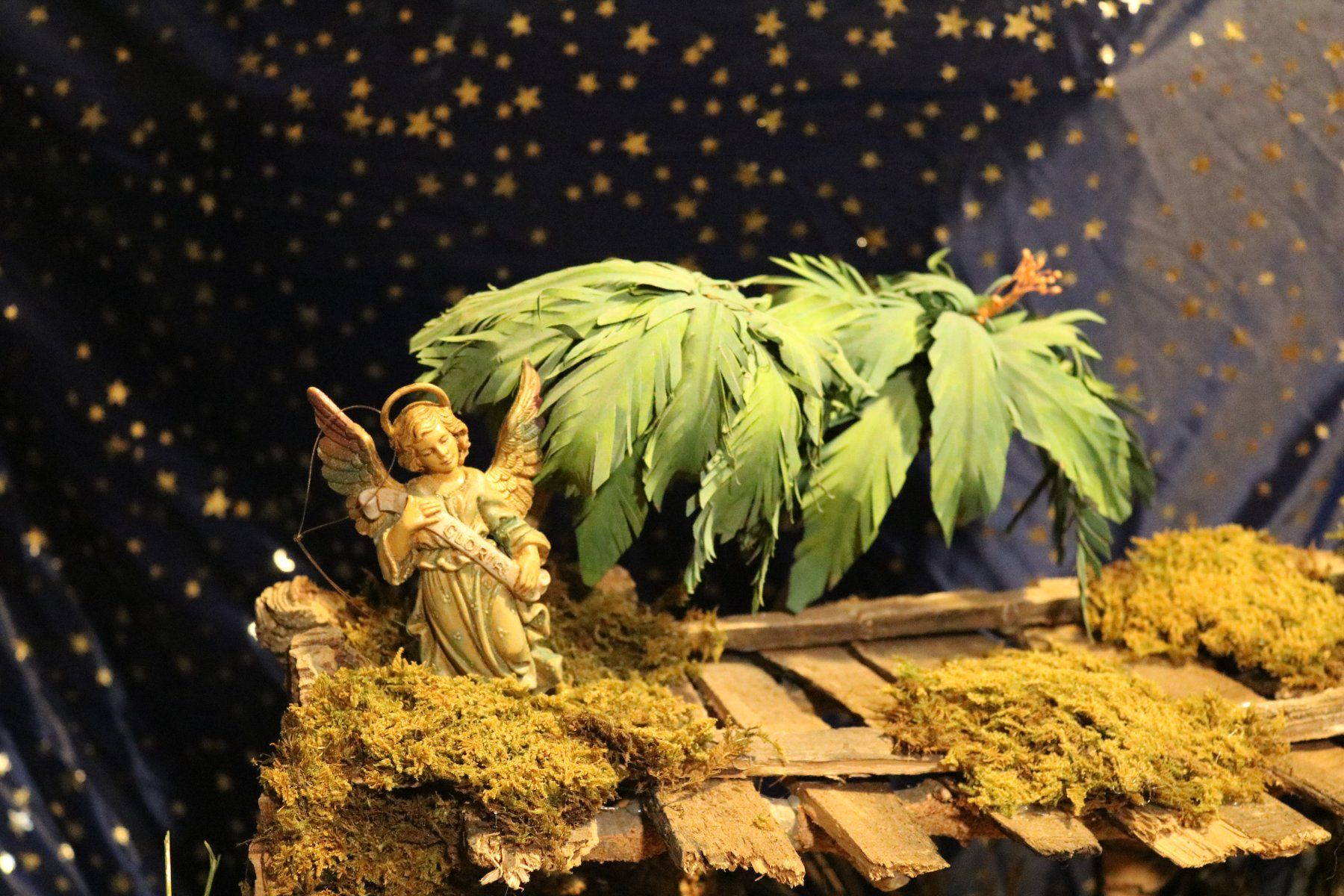 Alle Dekorationen: Weihnachtskrippe mit Figuren – Neu (gemäss Beschreibung) aus Birr von Werner7761 3