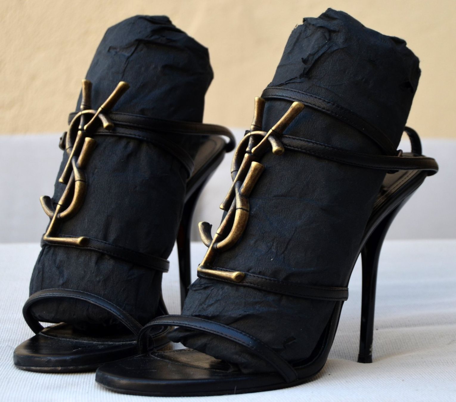 Saint Laurent Scarpe da donna: Yves Saint Laurent Pups .36 – Usato da Collonges venduto da Allegree 4
