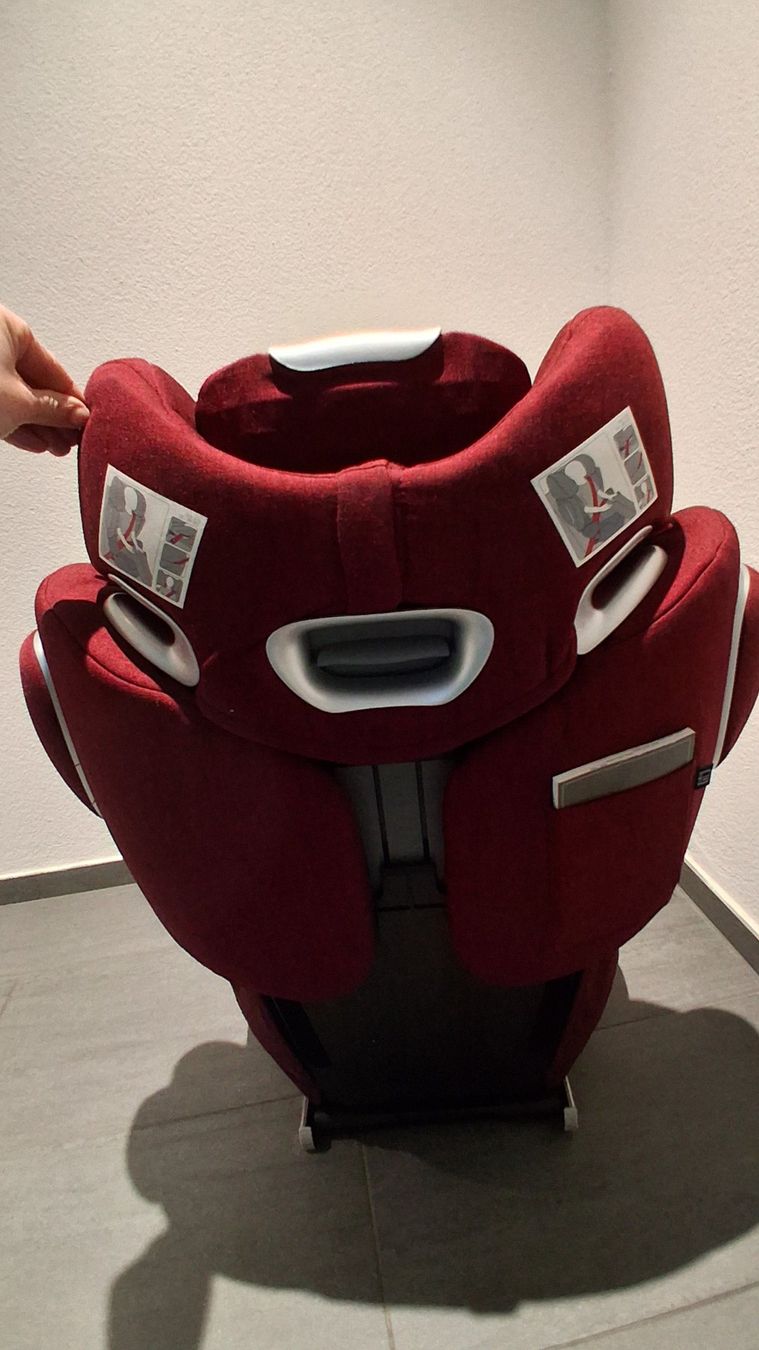 Cybex Seggiolini per auto: Cybex Solution Kindersitz 15 - 36 kg – Usato da Aesch LU venduto da Baumgarten24 3