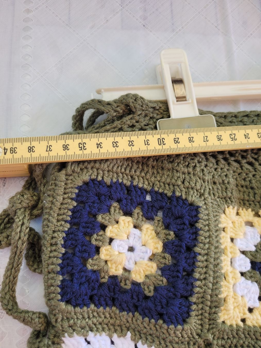 Hosen: Präzise Handarbeit Patchwork Schlaghose gehäkelt Boho Stil – Gebraucht aus Buttikon SZ von Renco 5