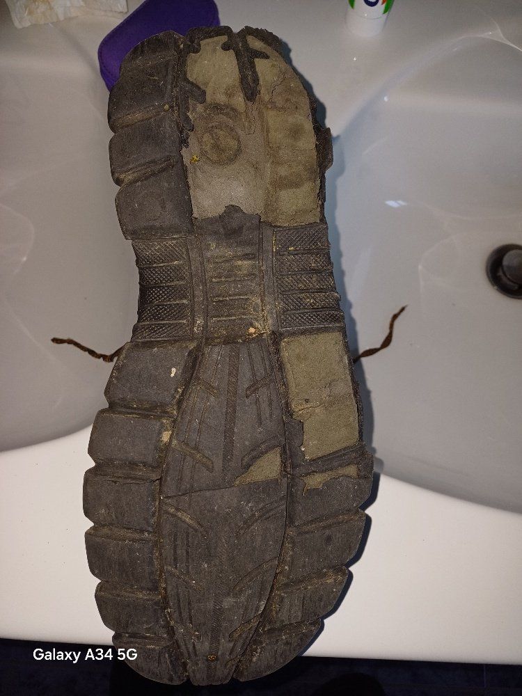Scarpe da uomo: 1 Paar Arbeitsschuhe mit Stahlkappe – Usato da Höri venduto da 2oo892 1