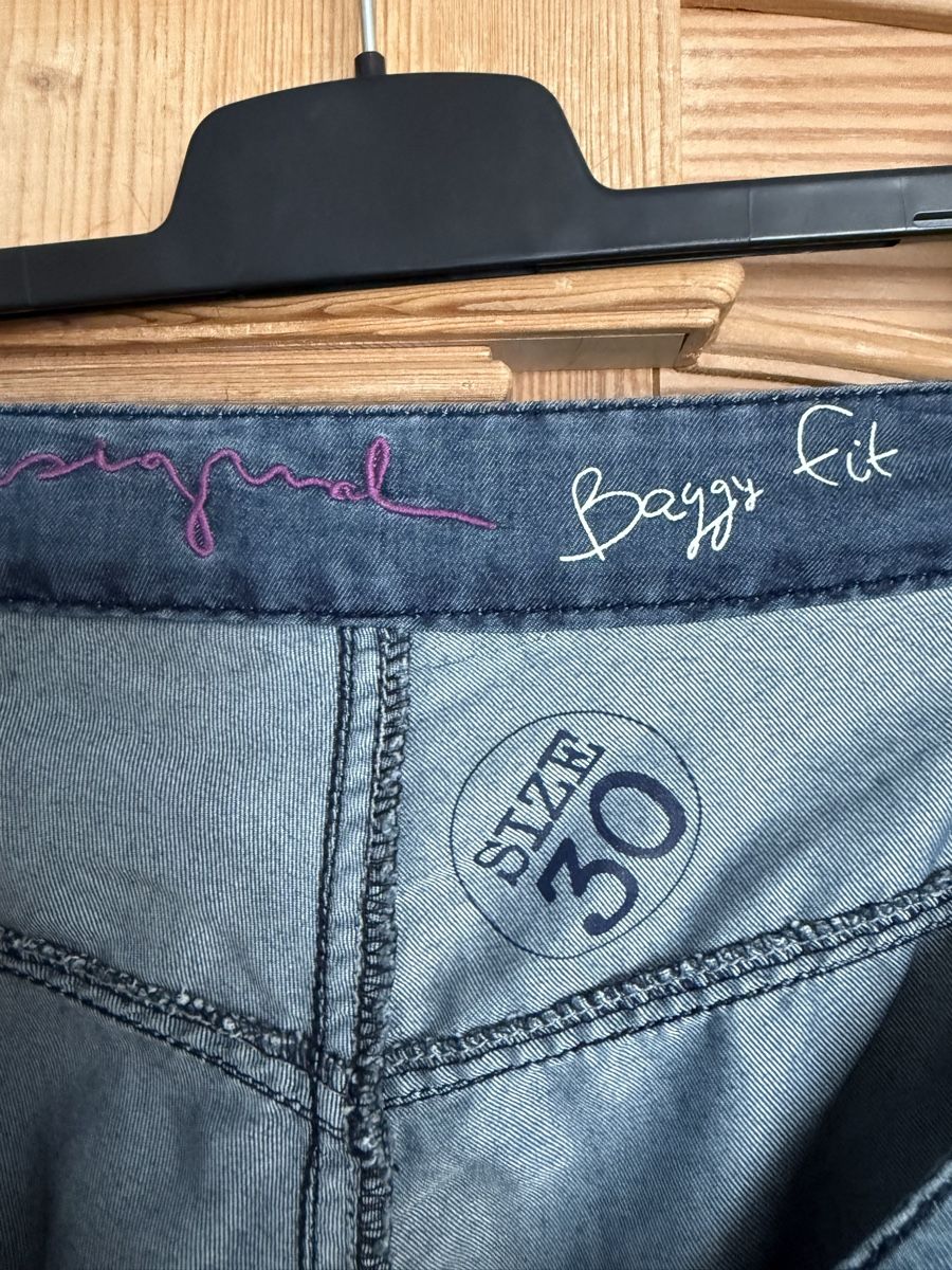 Desigual Jeans: Coole "Desigual" Sarouel Opa Jeans M/L – Usato da Sirnach venduto da sirni 8