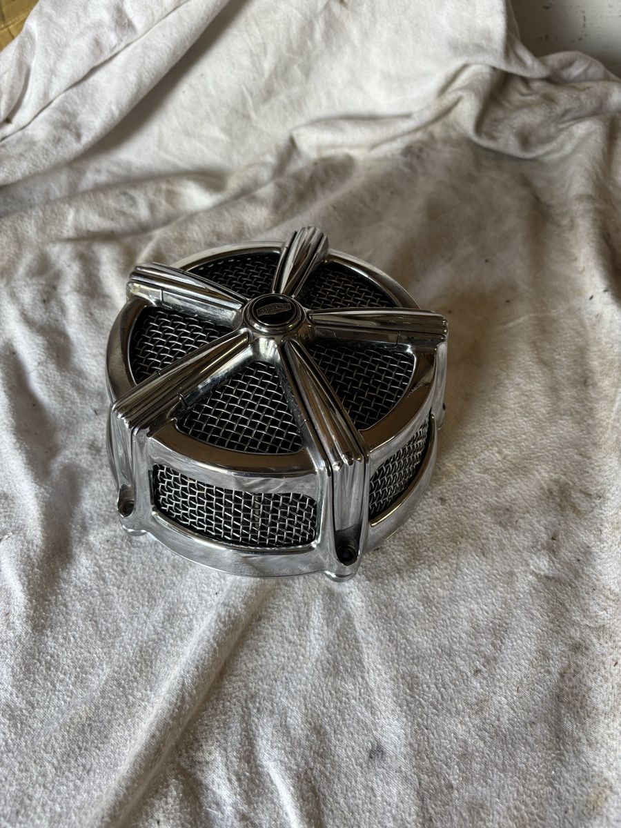 Harley-Davidson Alle Motorradersatzteile: Harley Davidson Luftfilter Küryakin – Gebraucht aus Schötz von Harley35