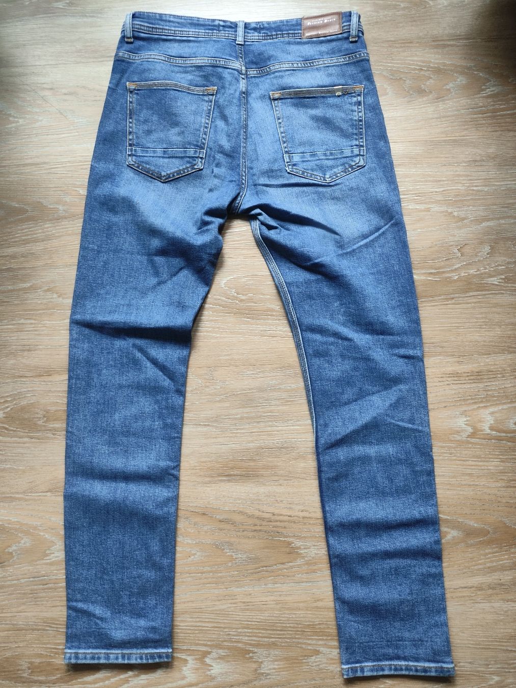 Zara Jeans: Zara Denim Premium Jean – Nuovo (secondo la descrizione) da Winterthur venduto da Ajcps 4