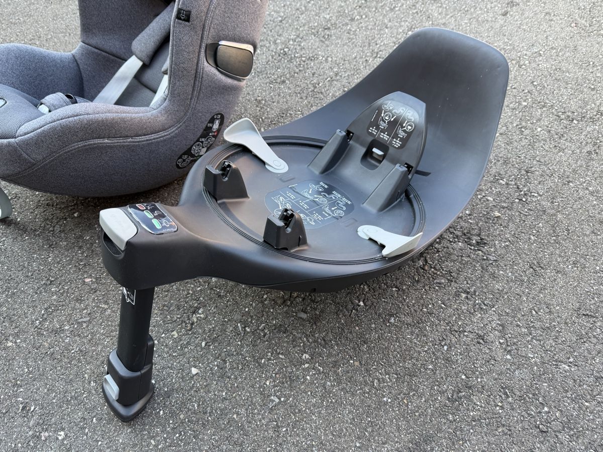 Cybex Sièges auto: Cybex Sirona T i-Size mit Base – D'occasion à Ettingen par guggerli1988 2