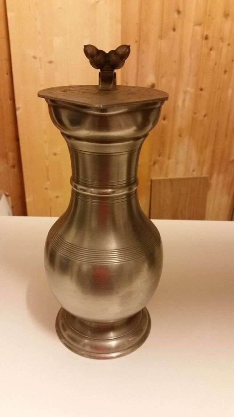 Caraffe: Antike Zinnkanne – Nuovo (secondo la descrizione) da Walchwil venduto da Zovello