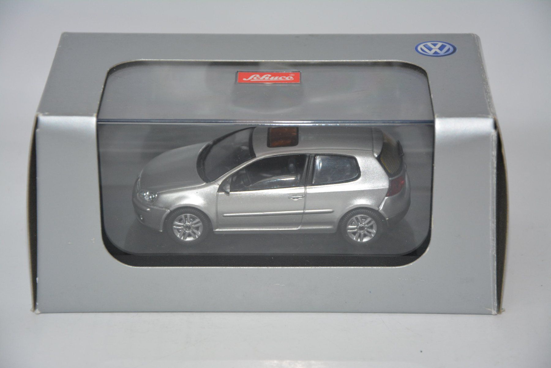 Volkswagen Modellautos: VW Golf V 2003 , Schuco , 1:43 – Neu und originalverpackt aus Goldach von Feivel9