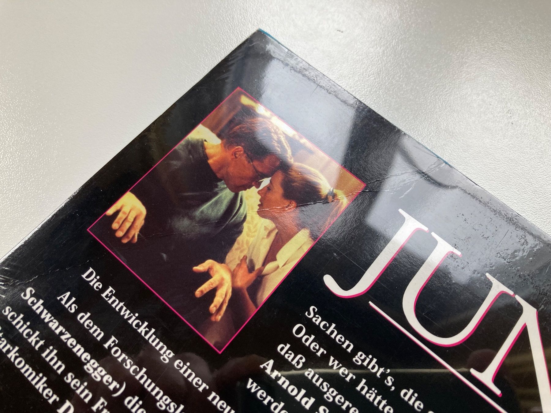 Tutti i DVDs: Neu/OVP Laserdisc - Junior - Arnold Schwarzenegger, DeVito, – Nuovo e nell'imballaggio originale da Münchenstein venduto da antares09 3