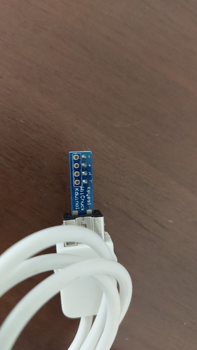 Controller: Wii Nunchuk Controller for Arduino/RaspberryPi – Usato da Zürich venduto da fre_65tb 1
