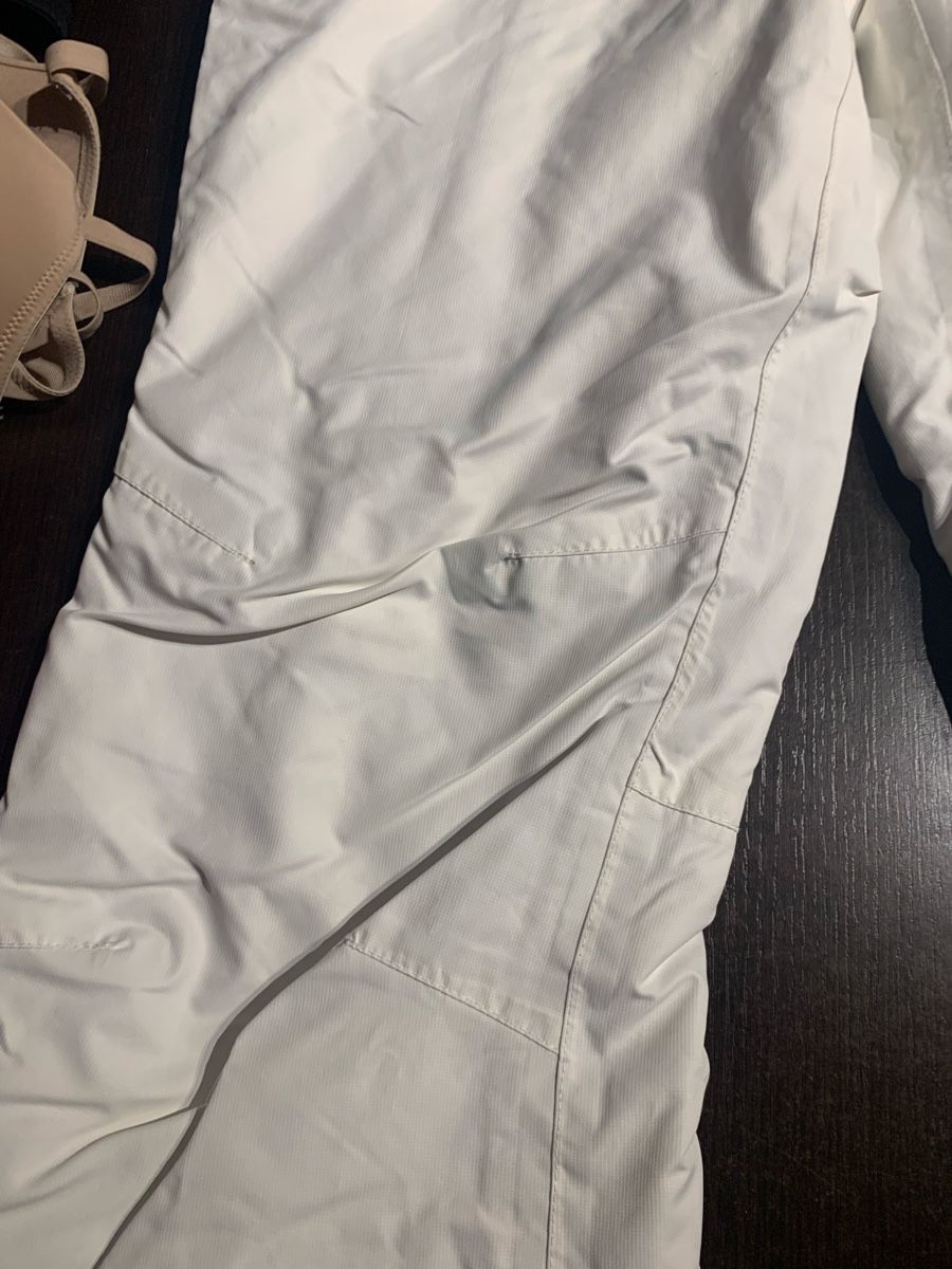 Hosen: Pantalon de ski taille S – Gebraucht aus Domdidier von qatar1973 2