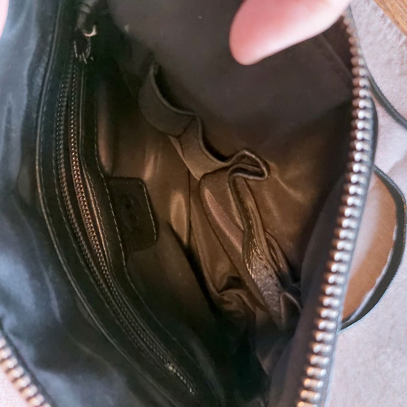 Sacs femmes: Kleine Ledertasche, Abendtasche – D'occasion à Freienbach par Stuagert 2