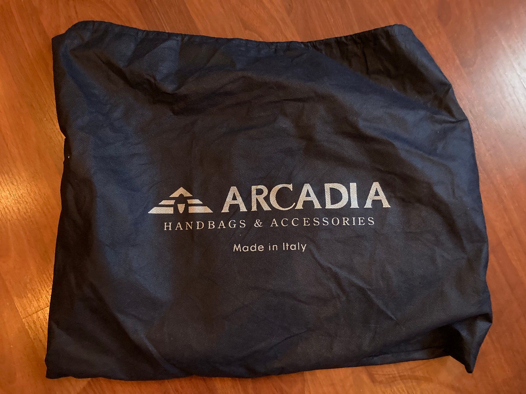 Borse da donna: Arcadia Handbag Lackleder schwarz-beige – Nuovo e nell'imballaggio originale da Unterseen venduto da amj_zz7j 2