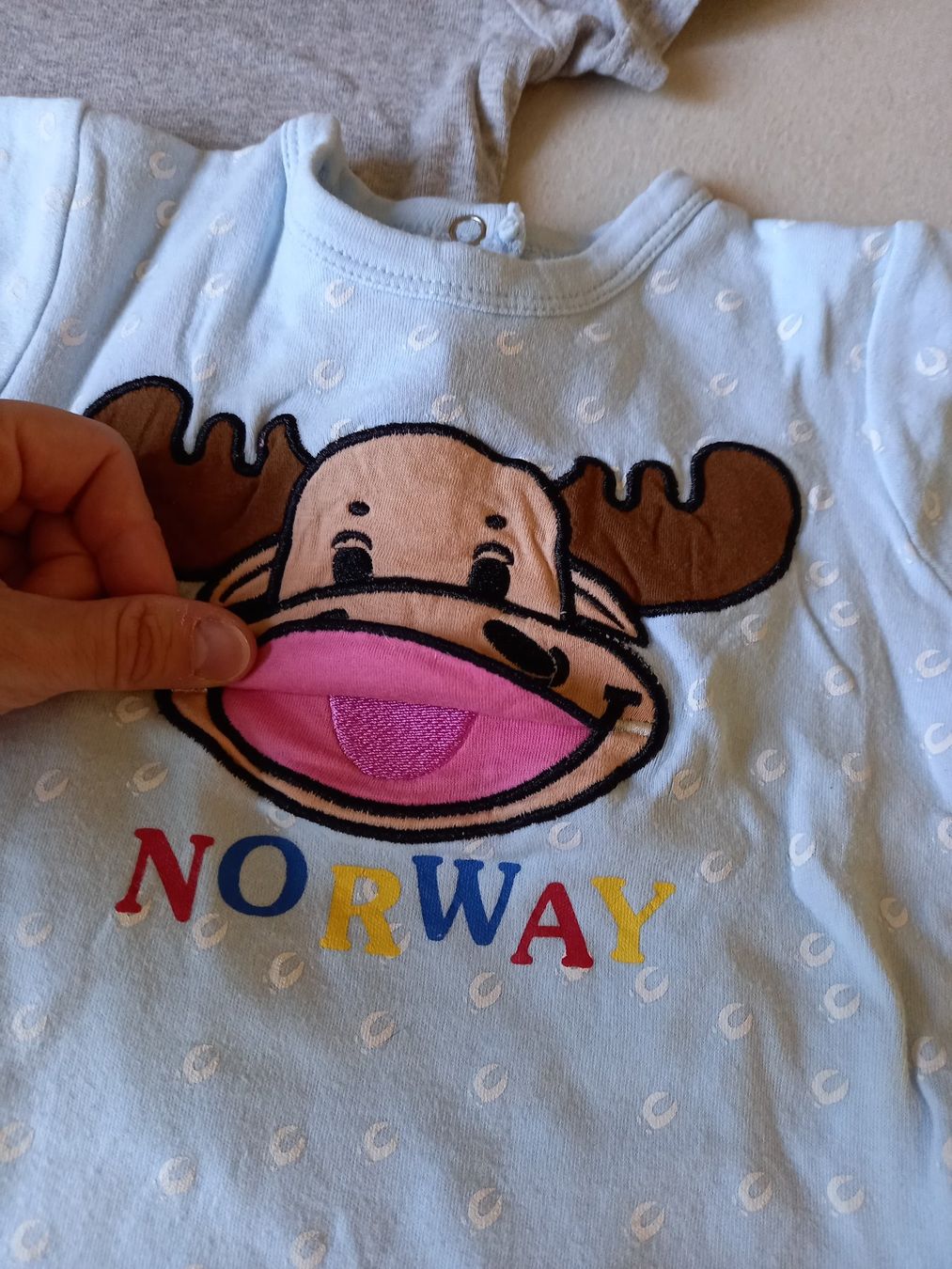 Biancheria intima: Set 2 Baby Kurzarm Bodies Gr. 74 / 80 – Usato da Unterengstringen venduto da saraman 1