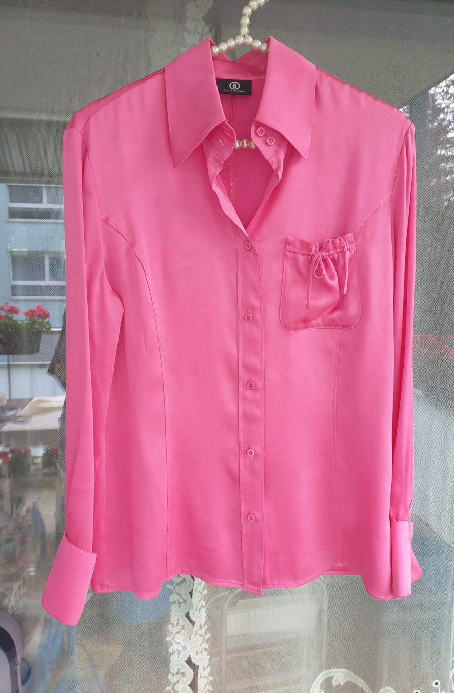 Bogner Camicette: Seidenbluse BOGNER,neuwertig,Gr.36,120 Fr. – Nuovo (secondo la descrizione) da Bülach venduto da reguskon