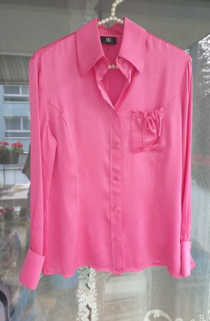 Seidenbluse BOGNER,neuwertig,Gr.36,120 Fr.