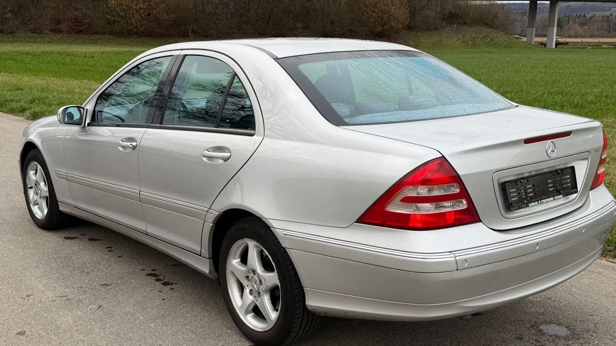 Mercedes-Benz Automobili: Mercedes c240 4x4 – Usato da Dübendorf venduto da LK08 1