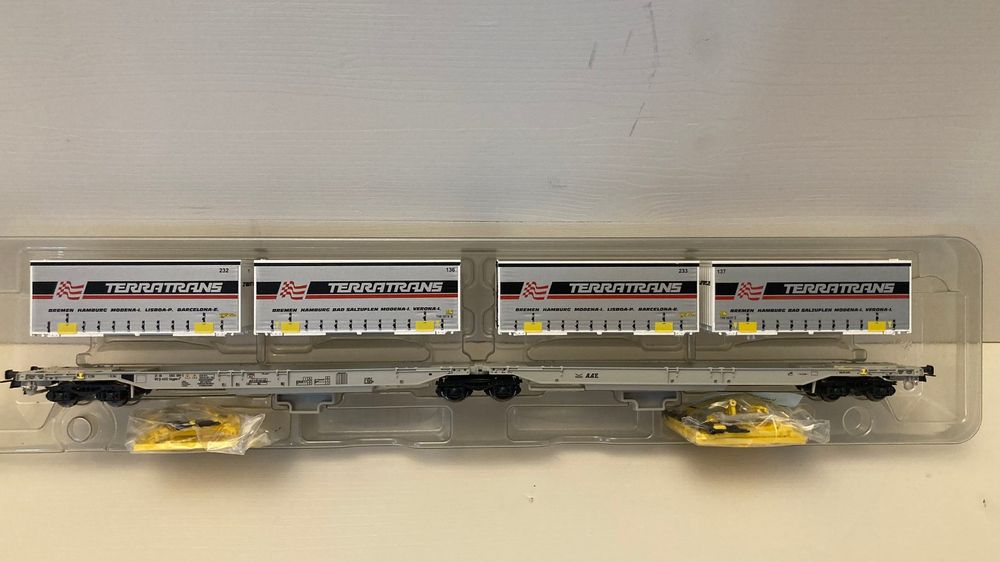 ausverkauft | Roco 67388 Doppeltaschen-Gelenkwagen bring Logistics Wascosa | DC | Spur H0 | Online kaufen bei Modellbau Härtle