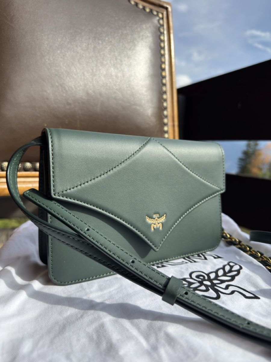Mcm Borse: MCM Shoulder Bag Green Gold Hardware – Nuovo (secondo la descrizione) da Sion venduto da sof_97f5 2