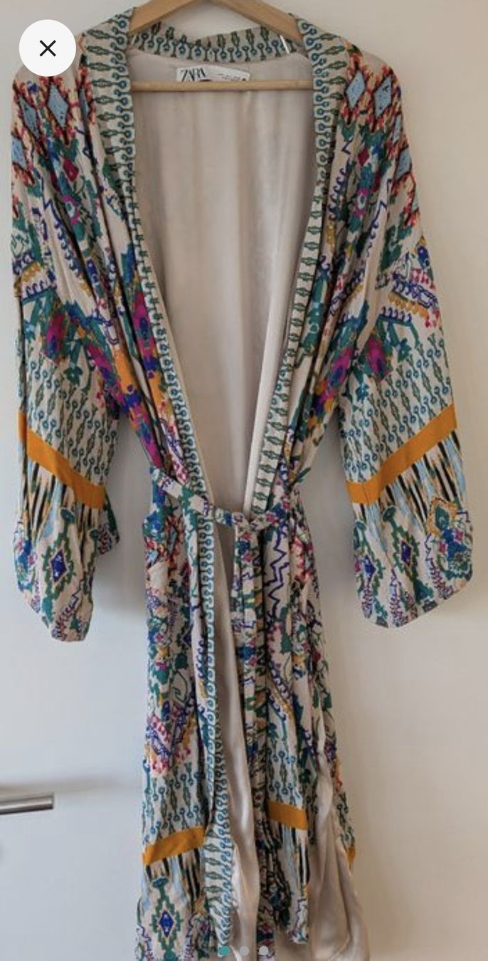 Kimono: Kimono Zara S – Usato da Lausanne venduto da Cognitia
