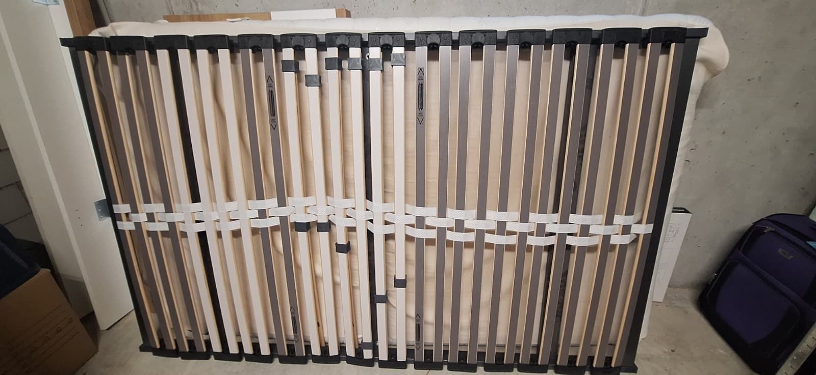 Betten: Bett 140x200 cm Holz Optik Weiss – Gebraucht aus Wallisellen von DealHunter99 3