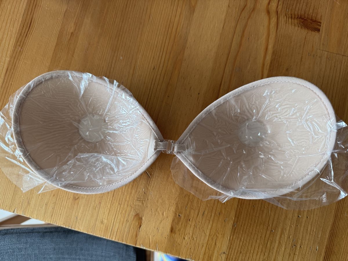 Altra biancheria intima: Adhesive bra A/B unbenutzt – Nuovo (secondo la descrizione) da Fribourg venduto da BarbaraD 1