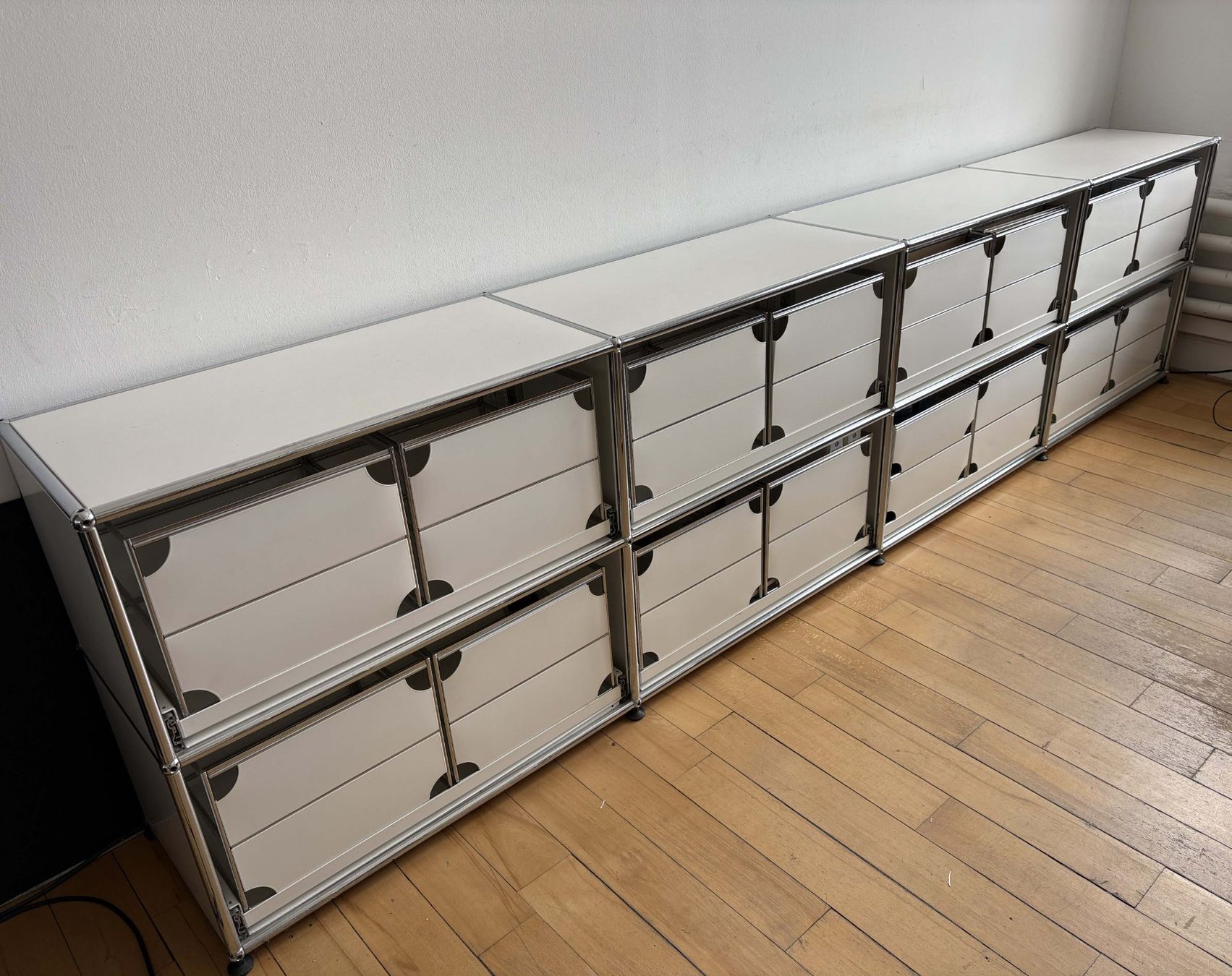 USM Scaffali: USM Haller Sideboard, weiss, Top Zustand, – Usato da Zürich venduto da Boncept