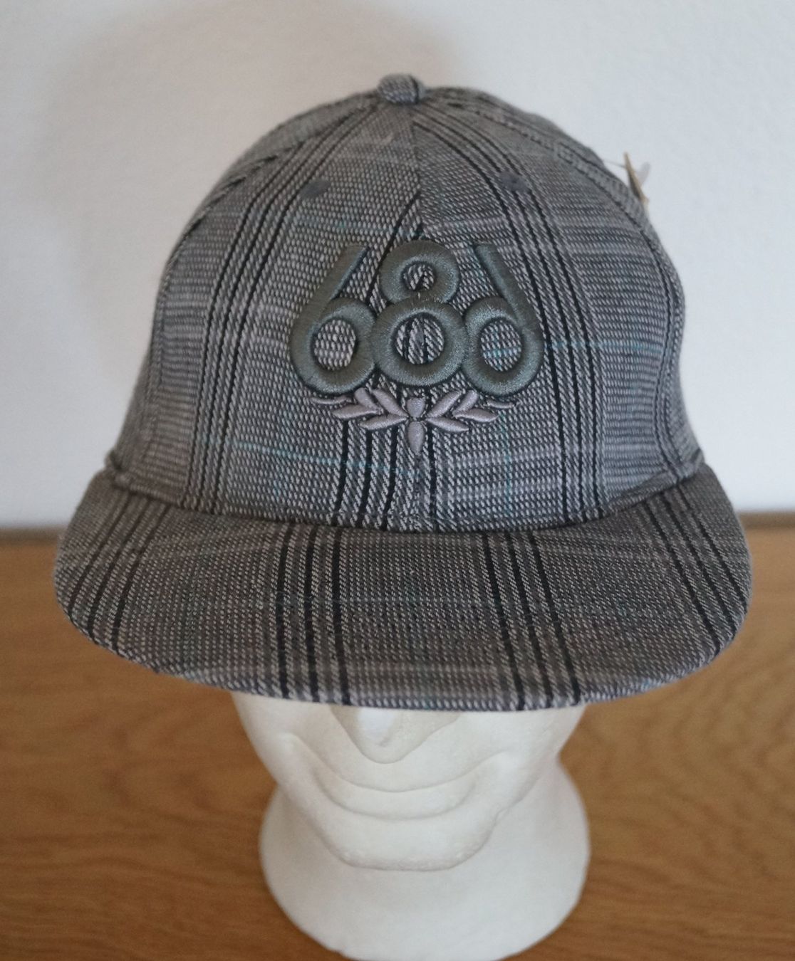 Copricapi, berretti & cappellini: 686 Snowboarding Cap, neu – Nuovo (secondo la descrizione) da Köniz venduto da Fred333 1