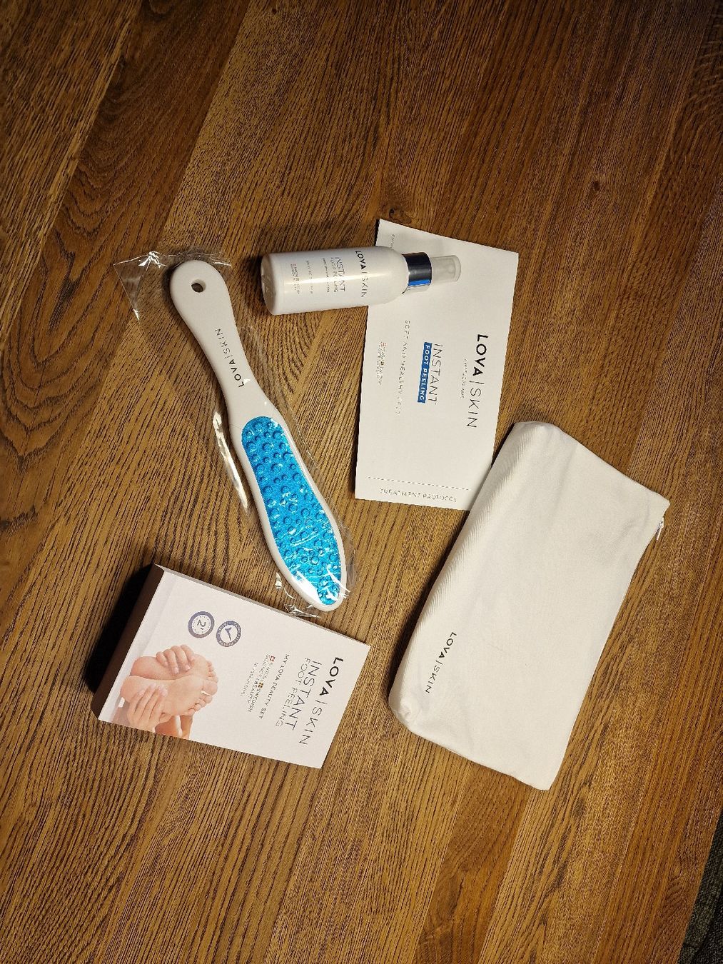Pedicure: Lovaskin | Instant Essential Kit weiss – Nuovo e nell'imballaggio originale da Hünenberg venduto da RH1N0_118 5