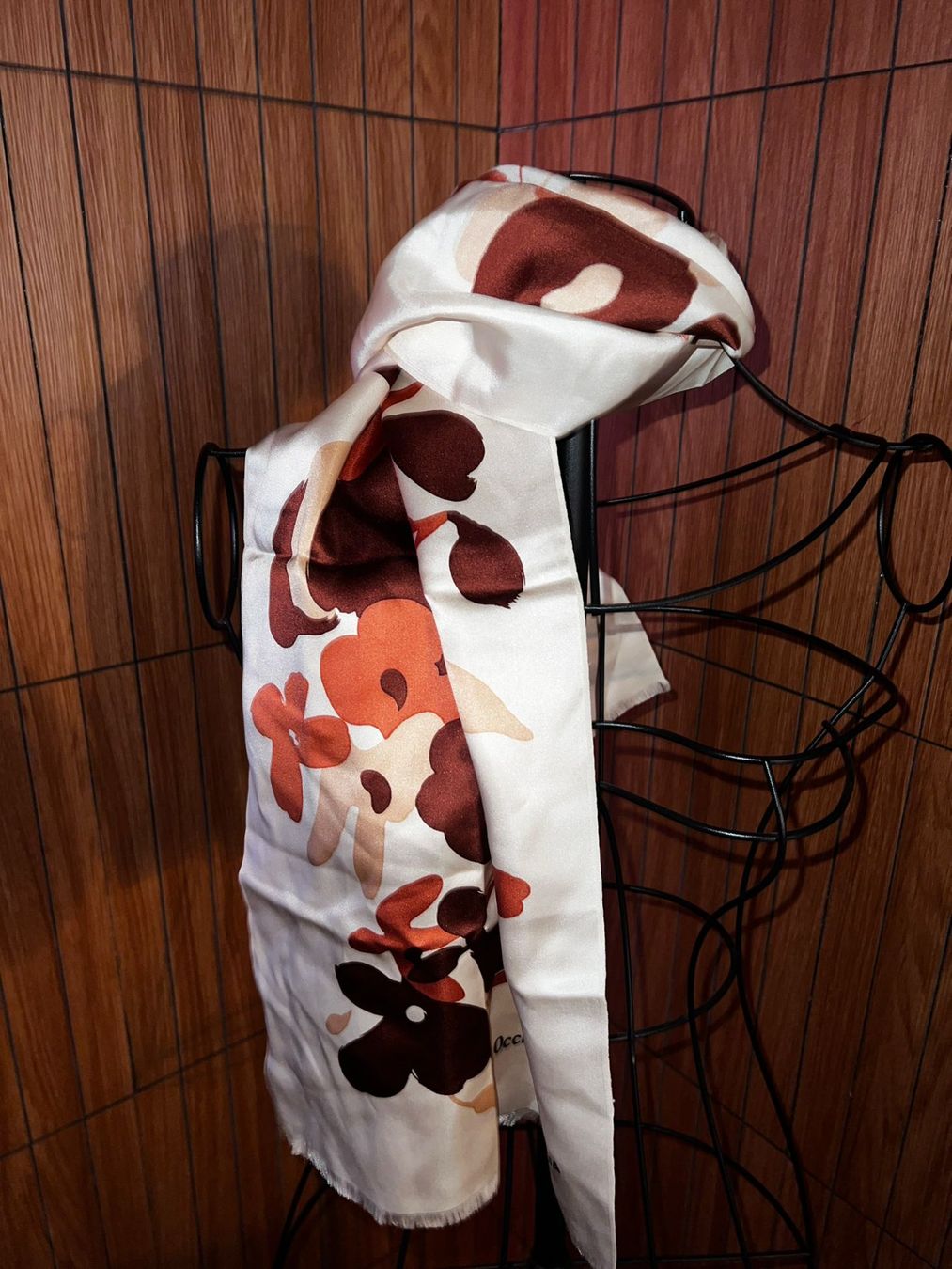 Foulard & Sciarpe: Seidenschal Italien Blumen Muster Elegant – Usato da Winterthur venduto da Dejv