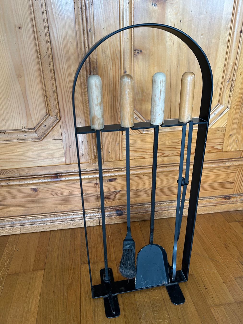 Altro per la casa: Cheminée-Set mit Weideholzkorb – Usato da Zürich venduto da edel.1914