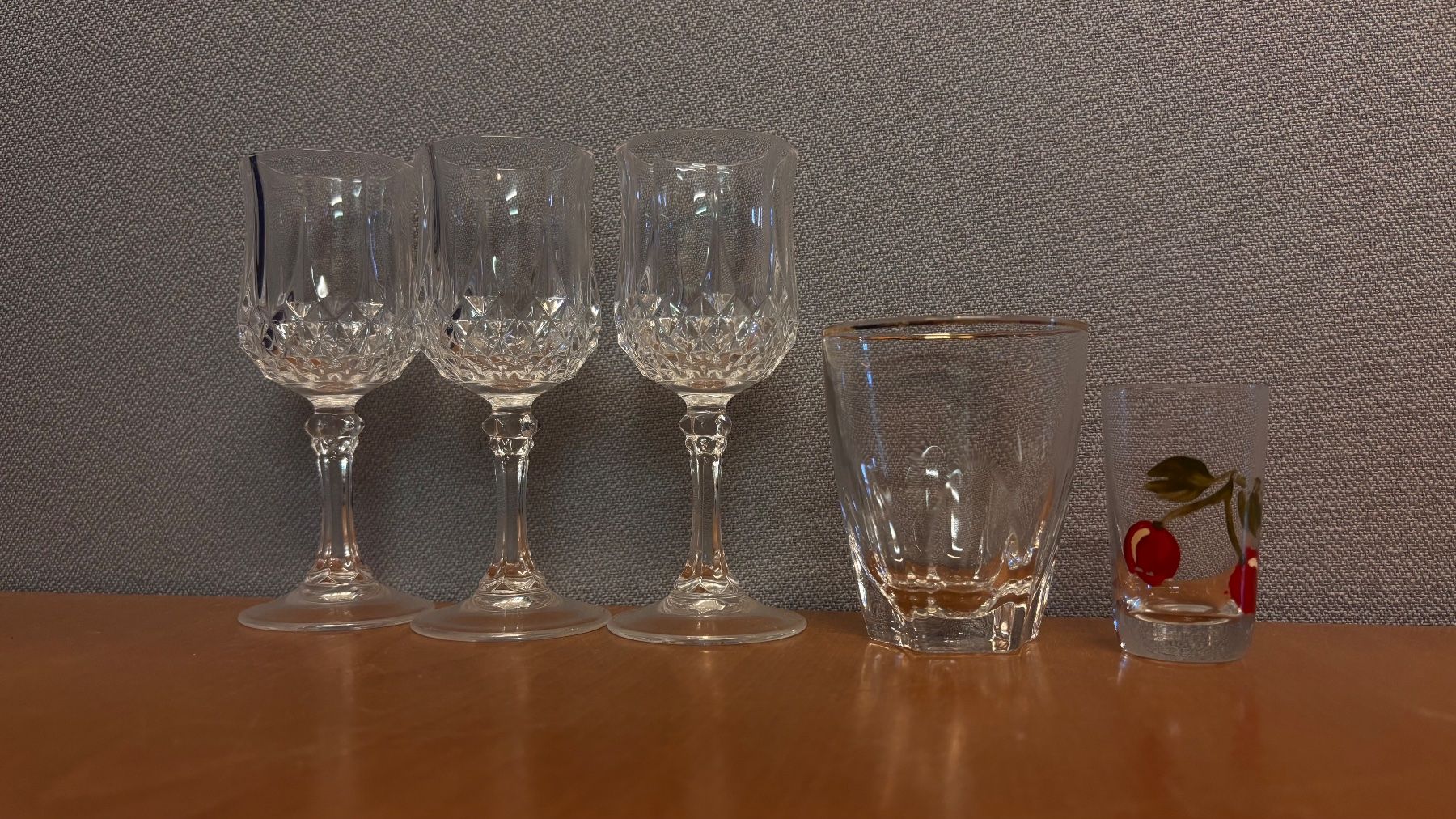 Bicchieri: 15 verschiedene Shot & Champaniergläser Klein. – Usato da Münchenstein venduto da tsp01 2