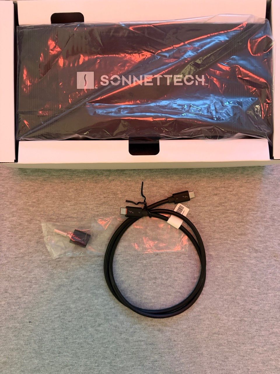 Docking station: Sonnettech Echo 20 Thunderbolt 4 SuperDock Garantie bis 2030 – Neuf (Voir description) à Zürich par c__b 7