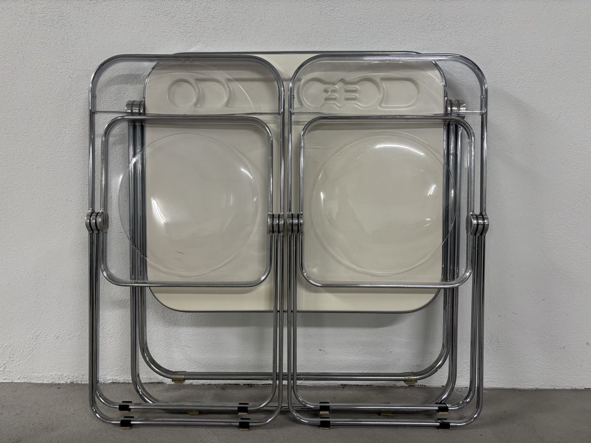 Set di tavolo e panche: 2x Plia Stuhl mit Plia Tisch – Usato da Küsnacht ZH venduto da Quiti 2