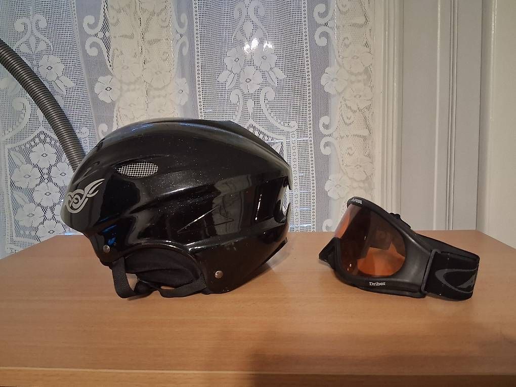 Caschi: Casque + lunette de ski – Usato da Le Locle venduto da los_ws58